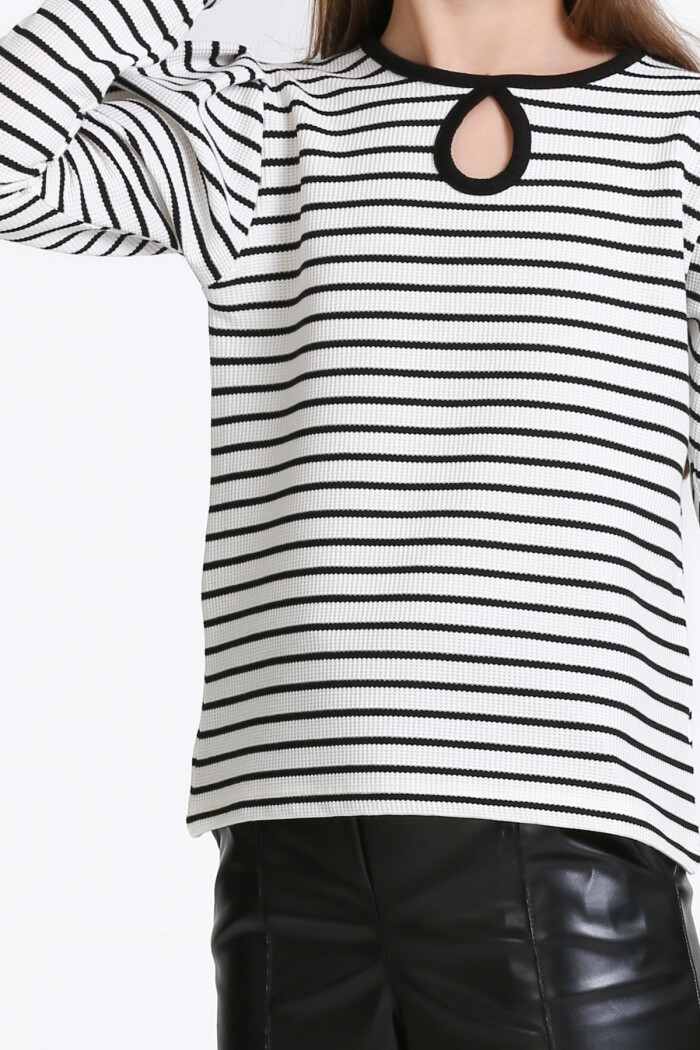 Kız Çocuk Beyaz Çizgili 5-9 Yaş Takım - 23314-1