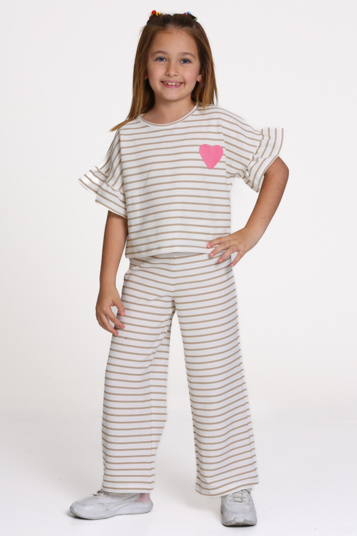 Bej Kalp Nakışlı 3-7 Yaş Takım - 2533-1