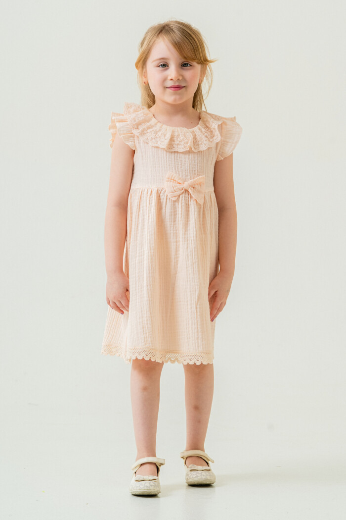 Kız Bebek Dantel Yakalı Omzu Fırfırlı Müslin Elbise 1-5 Yaş Somon 3809-3