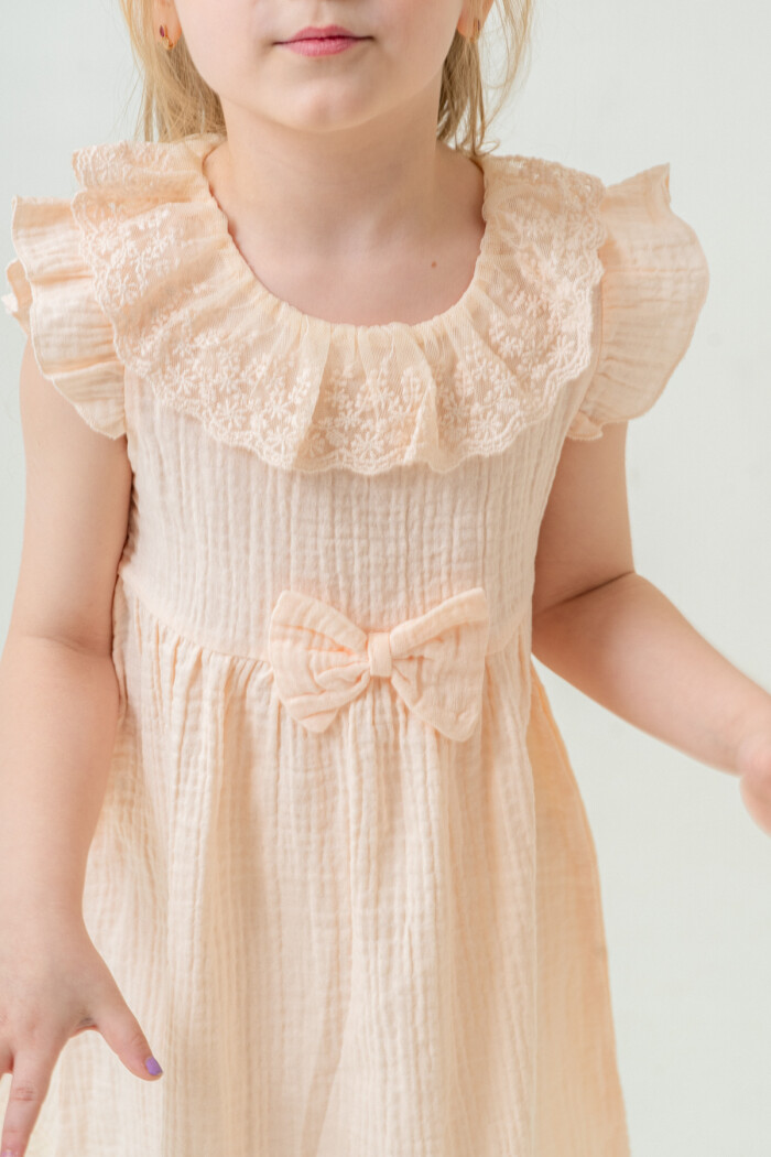 Kız Bebek Dantel Yakalı Omzu Fırfırlı Müslin Elbise 1-5 Yaş Somon 3809-3